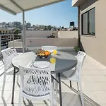 Rooftop Cosy Apartment Perfect Location